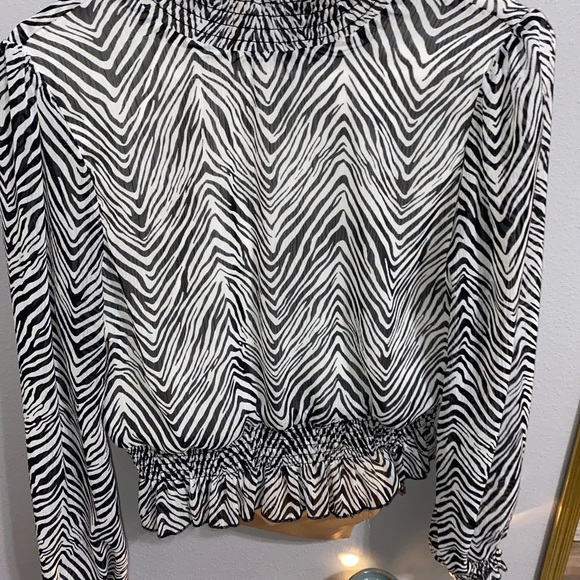 francescas top - Picture 2 of 2